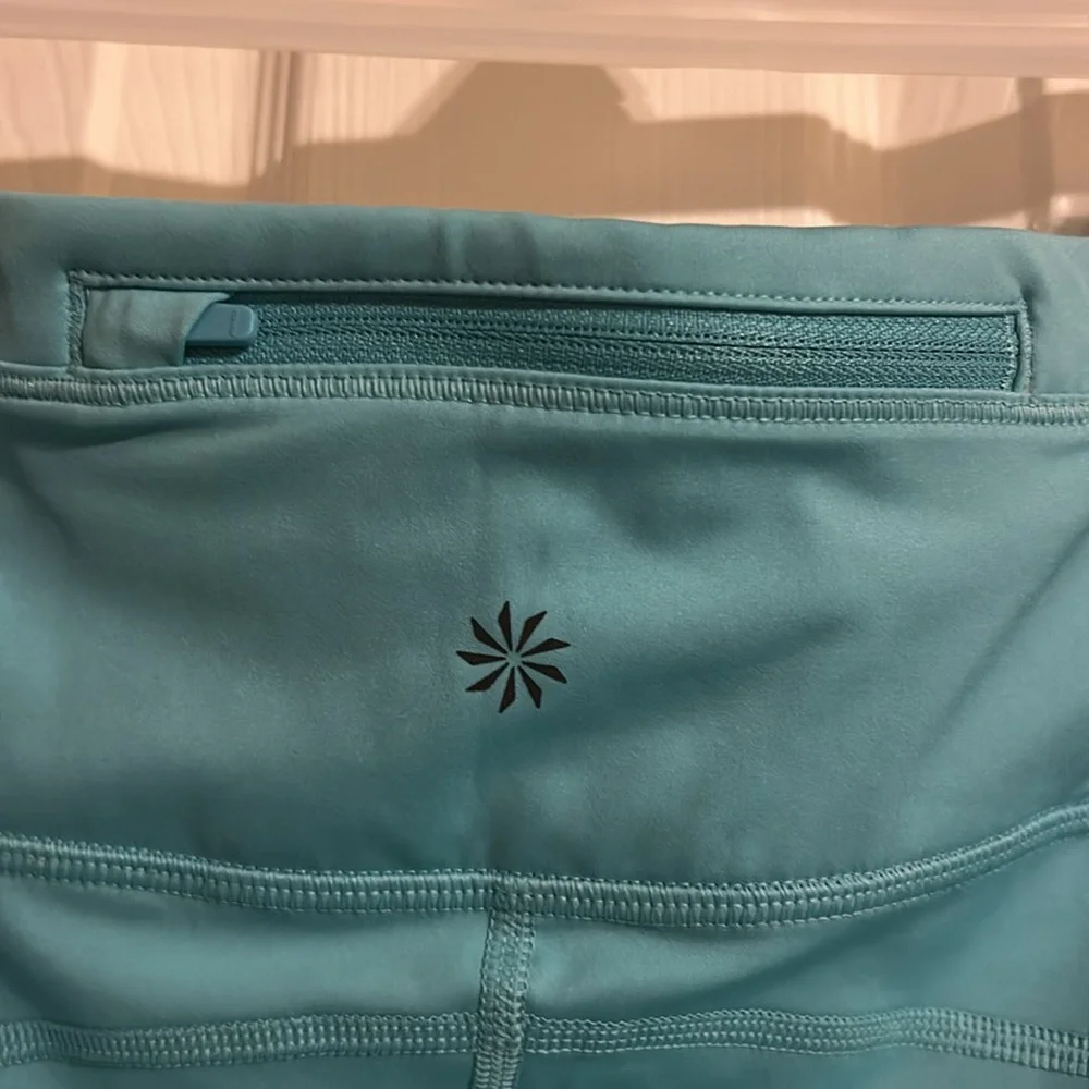 New Athleta Leggings, size XL.  NWT. Accelerate 7/8 tight. - Picture 6 of 6